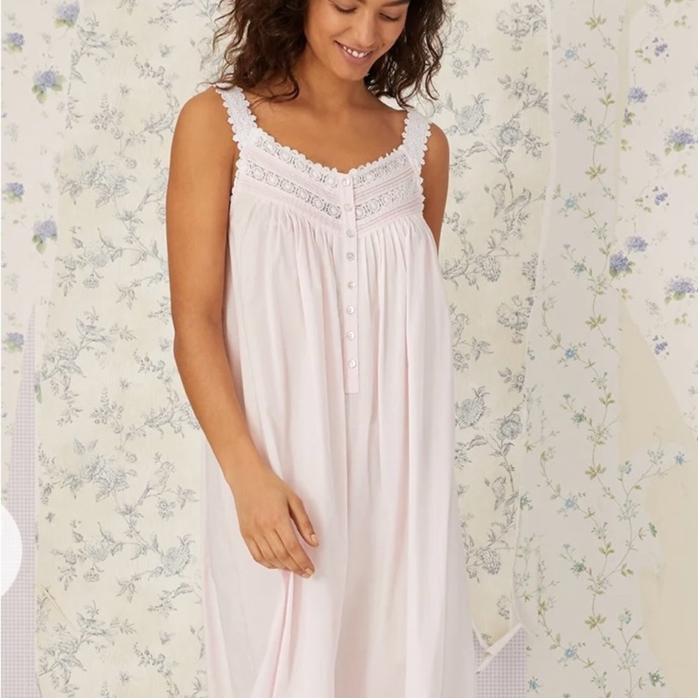 Darling NWT Eileen West, Heirloom Dream Ballet Gown, Small Pink. Pajama